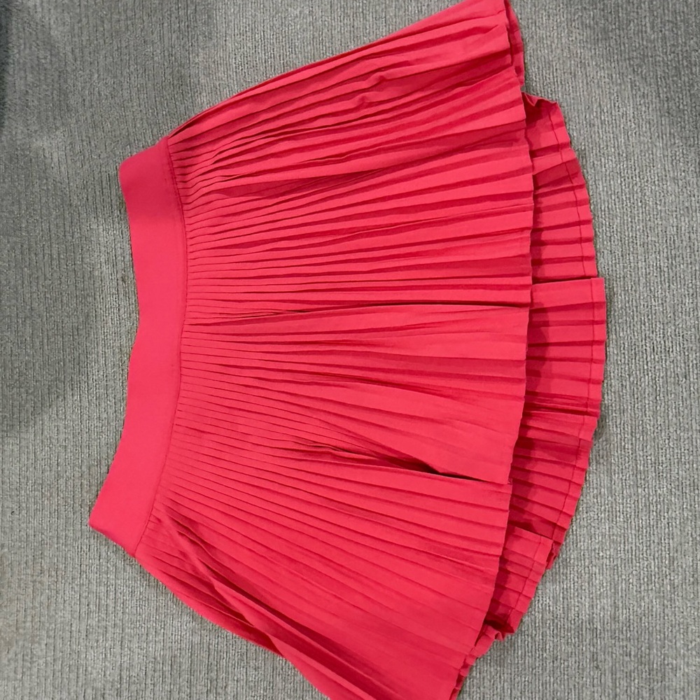 Lululemon Athletica Lipgloss Pink Pleated Skirt